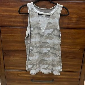 american eagle tank top